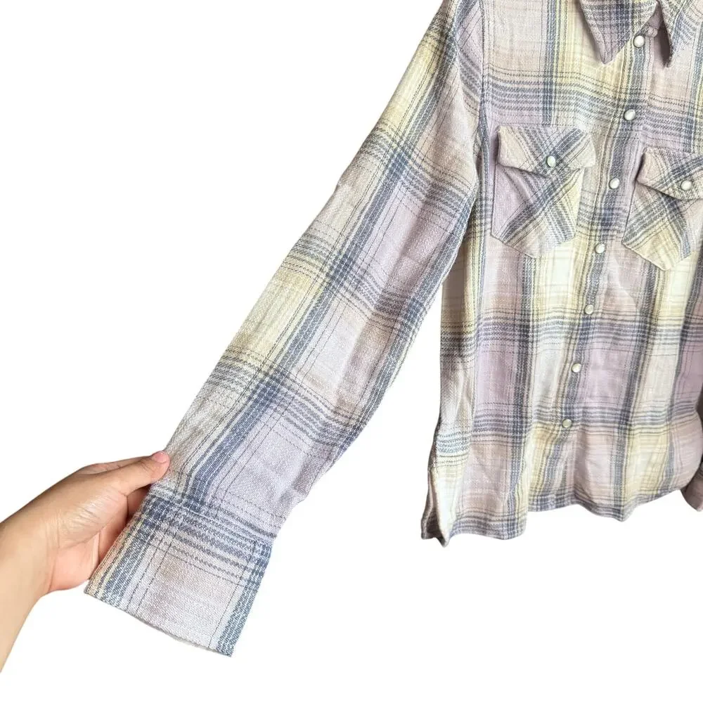 Madewell Flannel Snap-Front Shirt in Plaid
Size 2 NWT Orchid Purple Yellow White - Picture 3 of 10